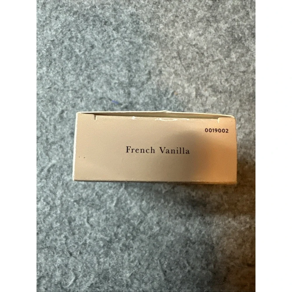 Laura Geller Baked Highlighter Natural Glow FRENCH VANILLA 0019002B 0.06oz
